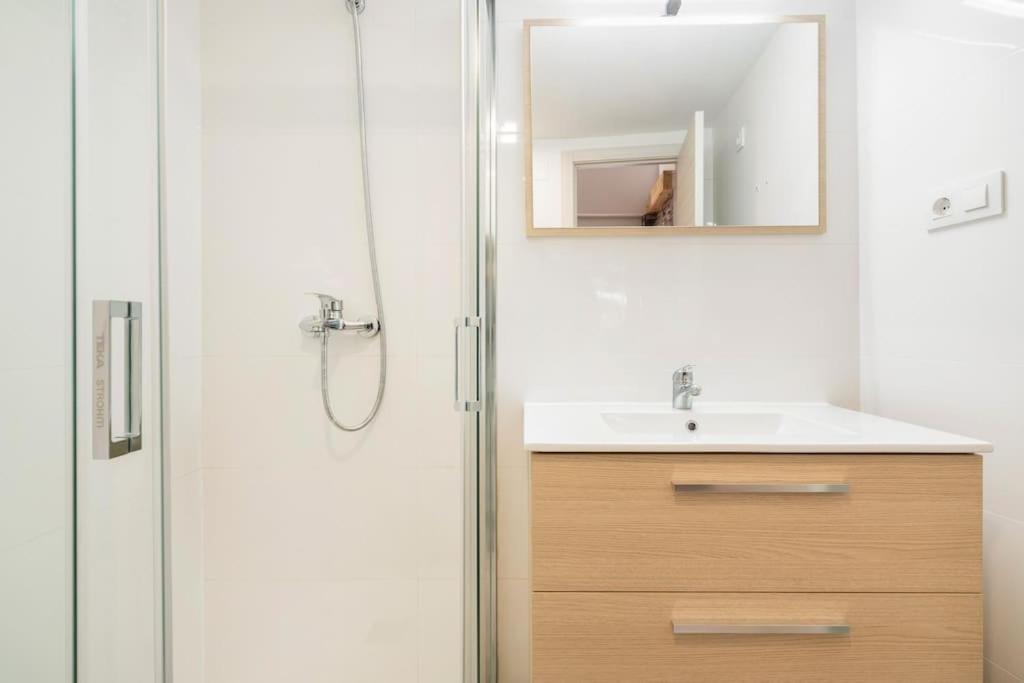 Apartament Charming Flat In Madrid-Rio Zewnętrze zdjęcie