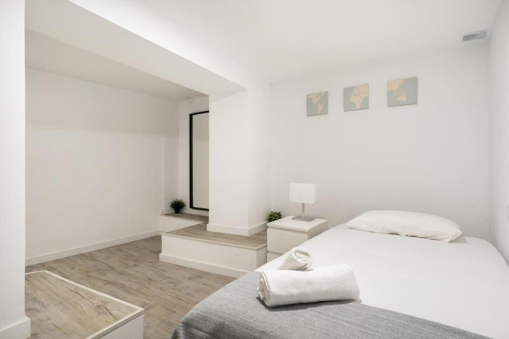 Apartament Charming Flat In Madrid-Rio Zewnętrze zdjęcie