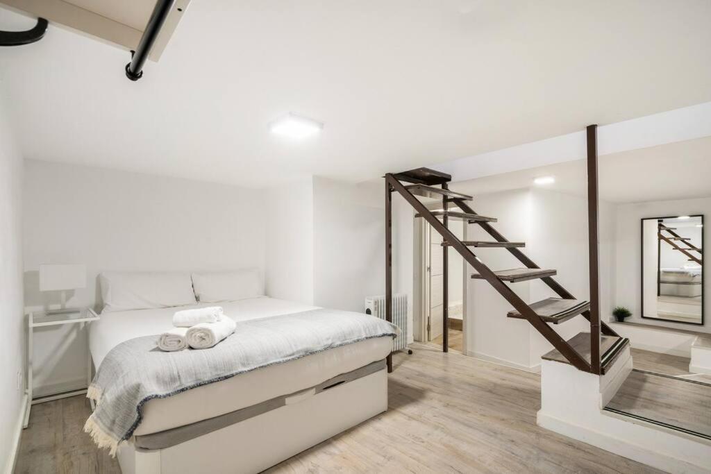 Apartament Charming Flat In Madrid-Rio Zewnętrze zdjęcie