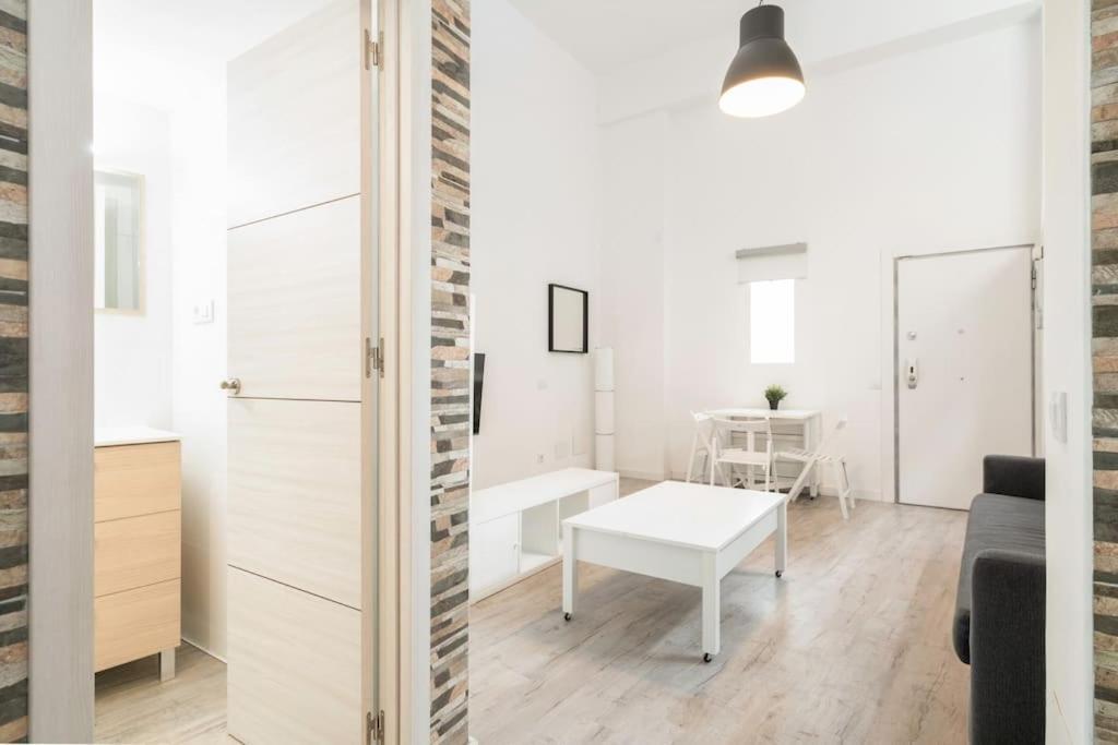 Apartament Charming Flat In Madrid-Rio Zewnętrze zdjęcie