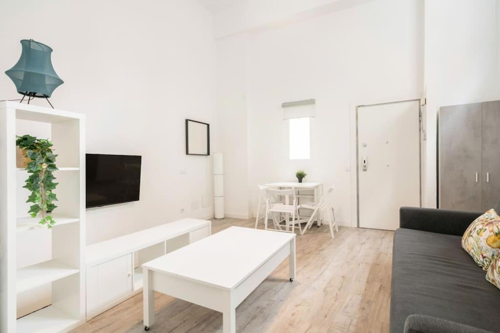 Apartament Charming Flat In Madrid-Rio Zewnętrze zdjęcie